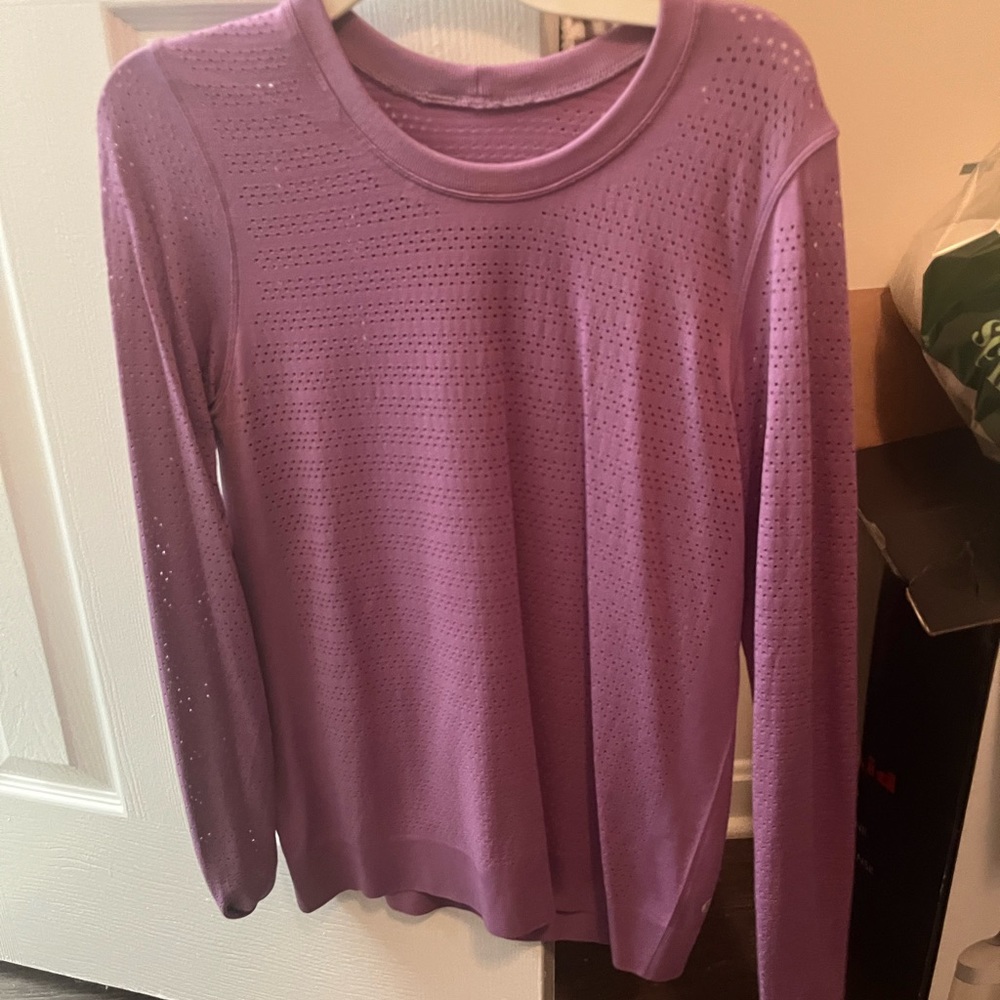 Swiftly breathe tee